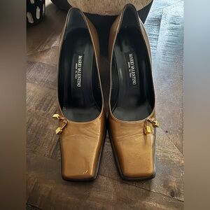 EUC Mario Valentino Women's Tan Leather Heels